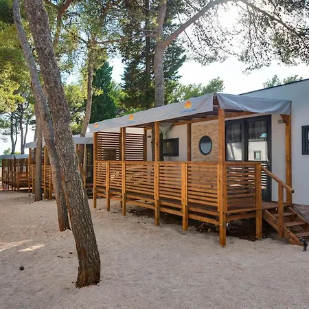 Resort Mobile 30